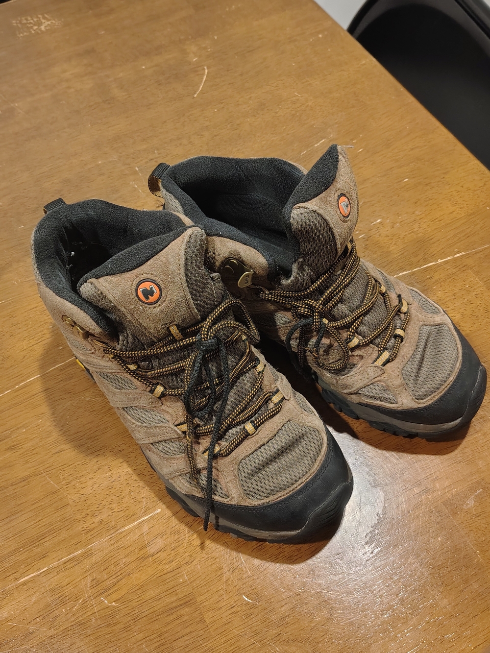 Merrell Brown and Black Hiking Boots - Picture 1 of 5
